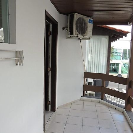Positive Hostel Balneário Camboriú Eksteriør bilde