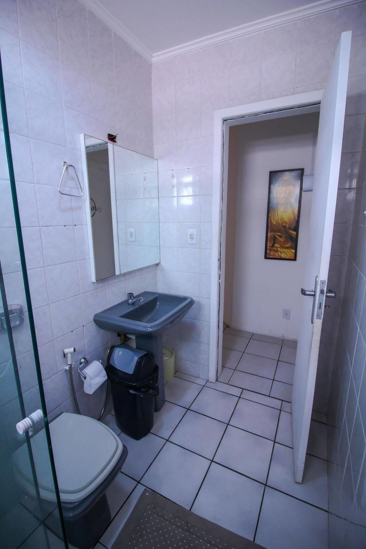 Positive Hostel Balneário Camboriú Eksteriør bilde