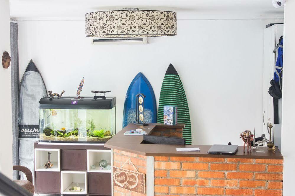 Positive Hostel Balneário Camboriú Eksteriør bilde