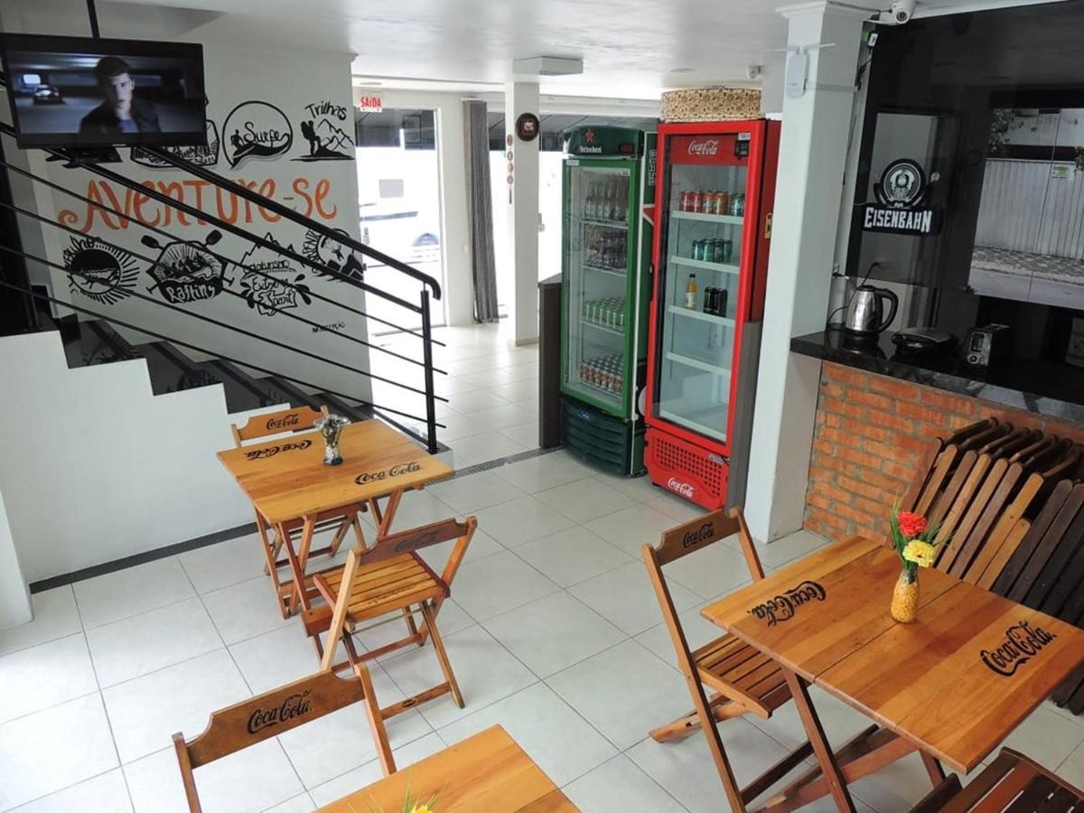 Positive Hostel Balneário Camboriú Eksteriør bilde